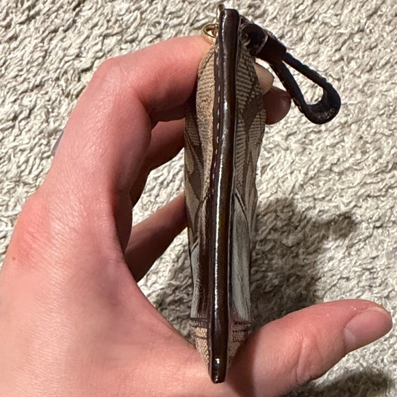 COACH | Brown and Tan Signature Key Zip Pouch - Picture 10 of 11